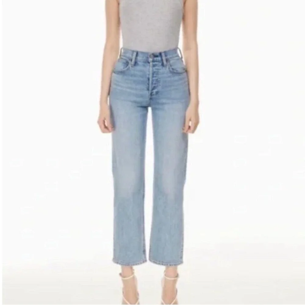 Aritzia‎ Denim Forum The Arlo High Rise Straight 28L Jeans Medium Wash Size 27